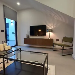  Apartamento Rent4 Mercedes